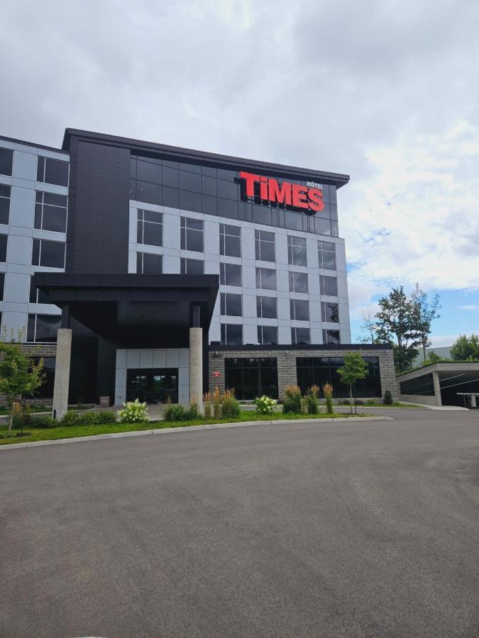 Grand Hotel Times Blainville-Mirabel Esterno foto